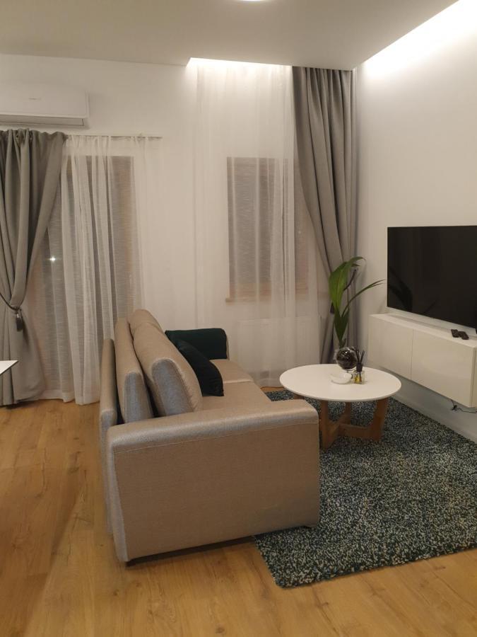 Smaragdo Apartamentai Kaunas Ngoại thất bức ảnh