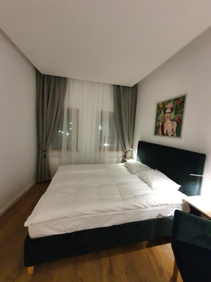 Smaragdo Apartamentai Kaunas Ngoại thất bức ảnh